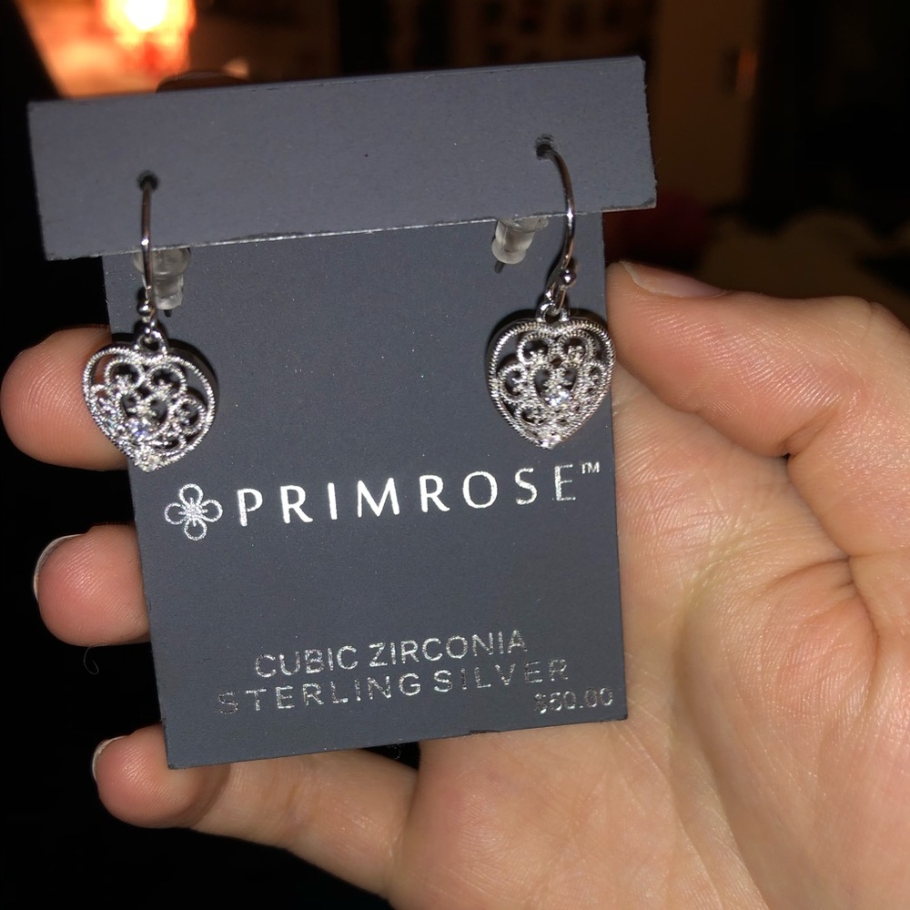 Primrose heart shaped dangly earrings
